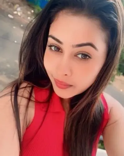 Navya Desai, verified companion in Sector 137