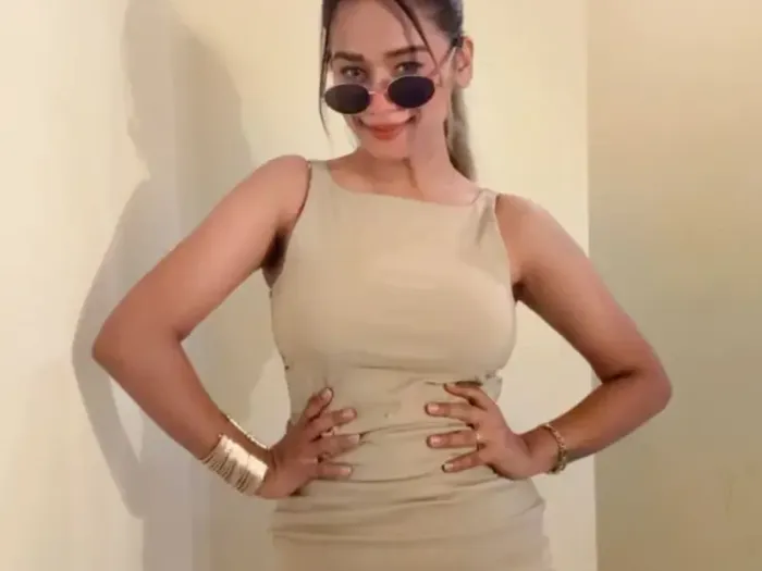 Navya Saxena, escort model in Sector 104