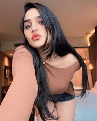 Vanya Saxena, verified companion in Jaypee Greens